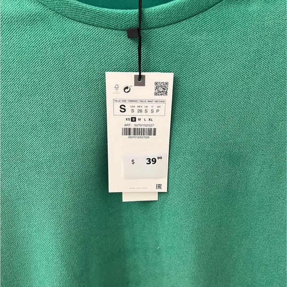 Zara Green shift dress with gold button details. - Picture 2 of 2